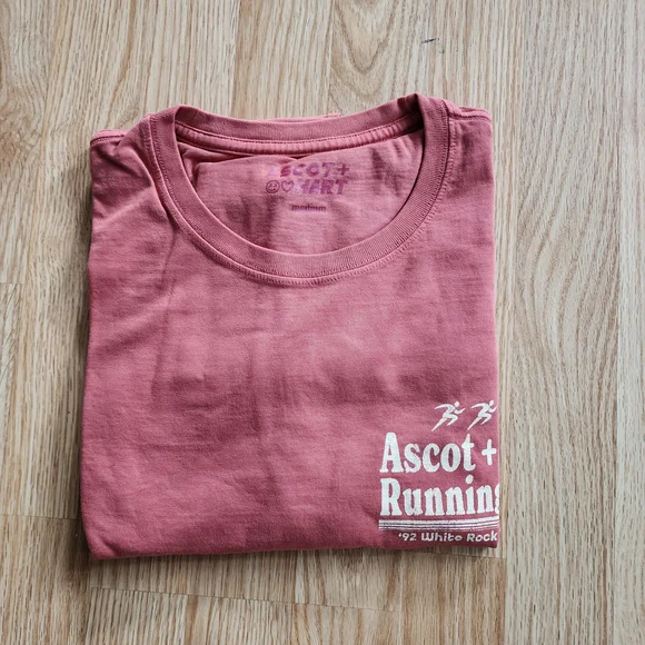 Ascot Hart Running Club T-Shirt in Coral - Picture 2 of 6